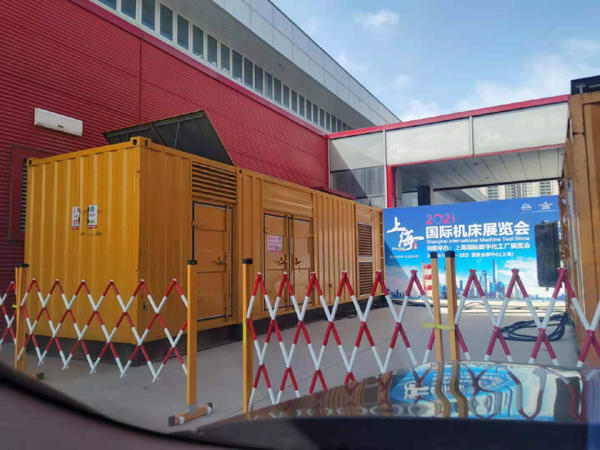 南城发电车出租-发电机无电压或电压太低怎么办？