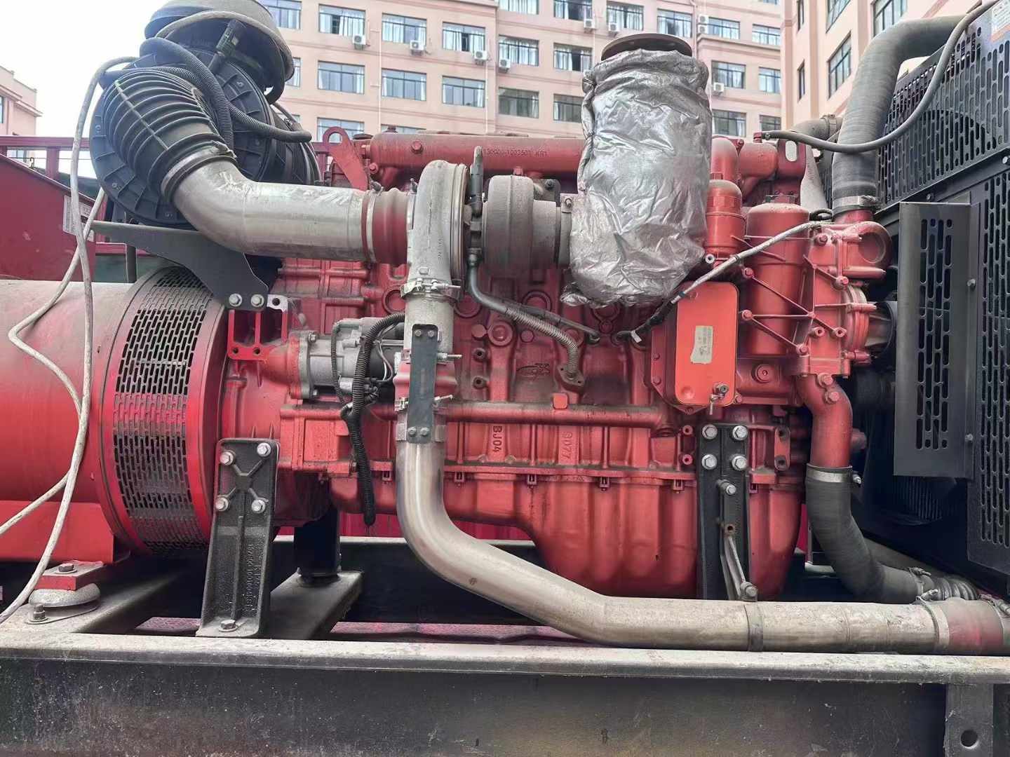 南城如何选择适合 600kW 柴油发电机组的过载保护器？