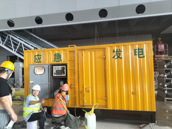 南城怎样判断空气滤清器是否需要更换？